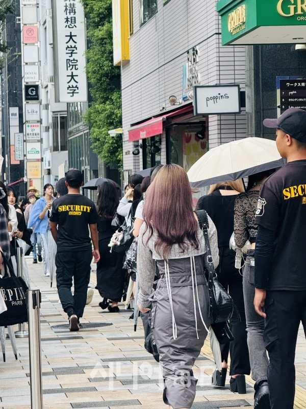 젊음이 넘치는 패션의 거리. 박미정 기자